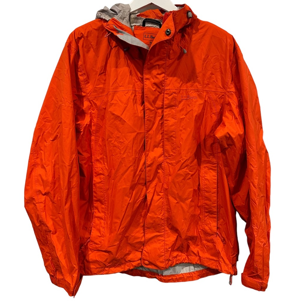 L.L. Bean Mens‎ Orange Rain Jacket SZ medium M Nylon Lightweight hooded gorpcore